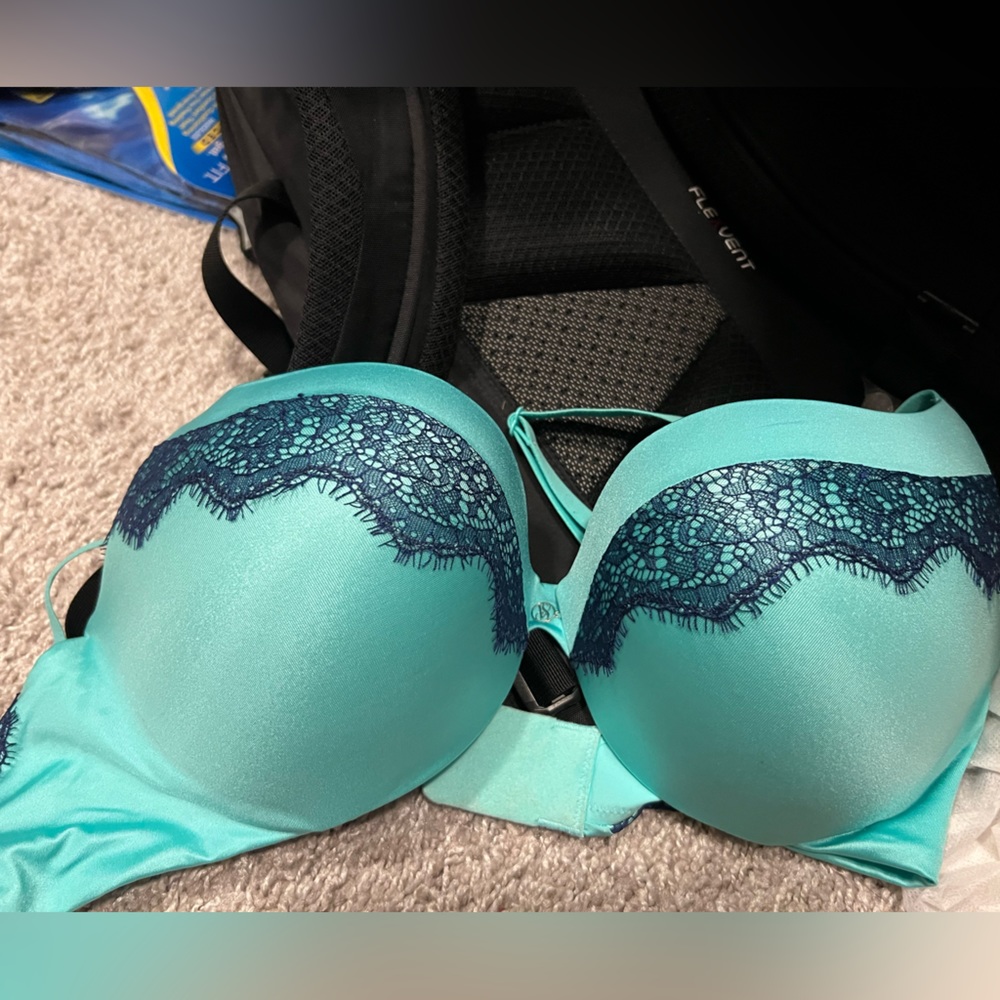 Victoria’s Secret Push-up bra